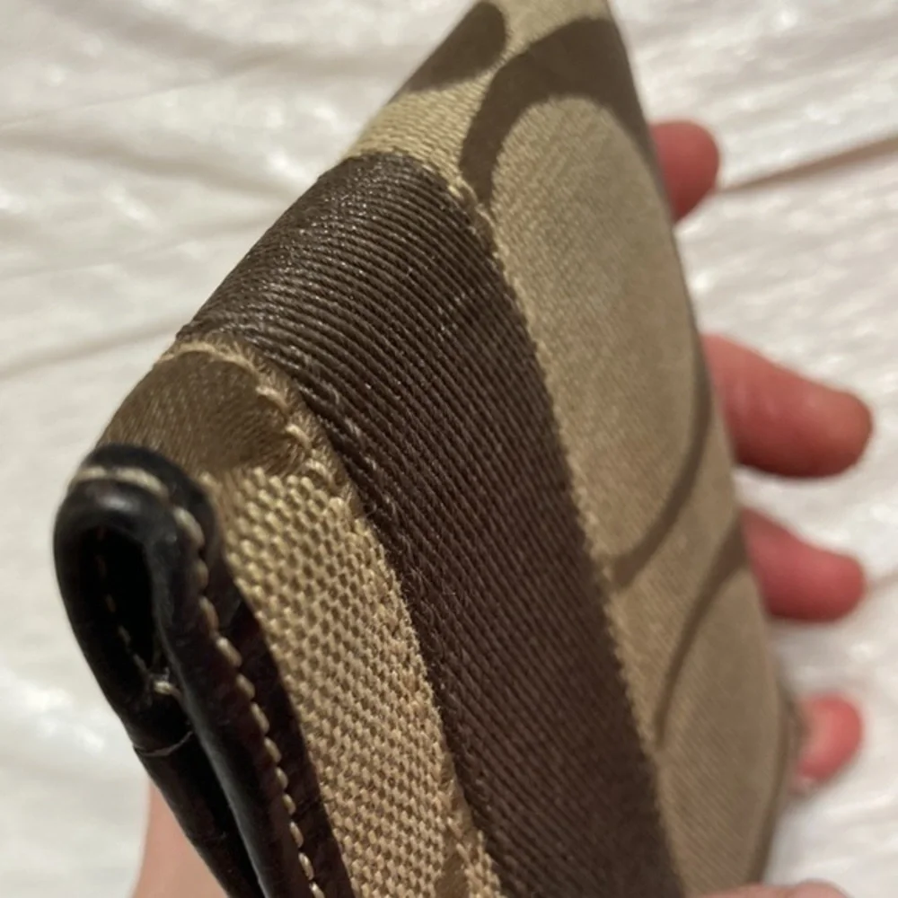 Coach vintage y2k rare signature c brown striped mens bifold wallet rare